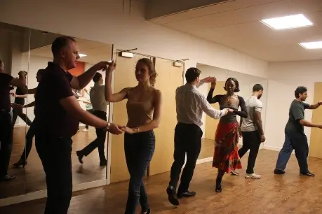 Salsa Beginners